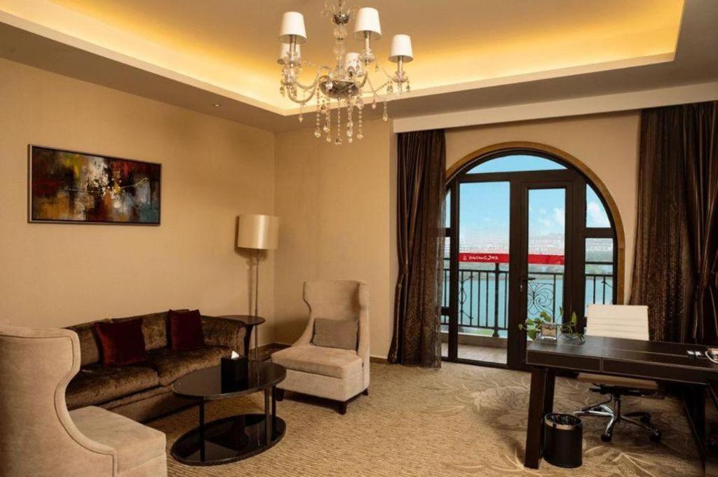 Haiyang Shenglong Jianguo Hotel Fengcseng Kültér fotó